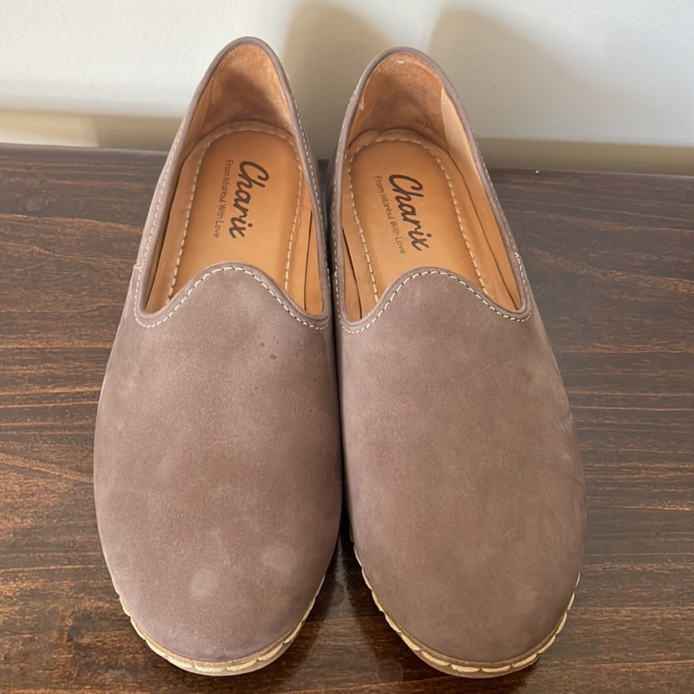 Charix Shoes